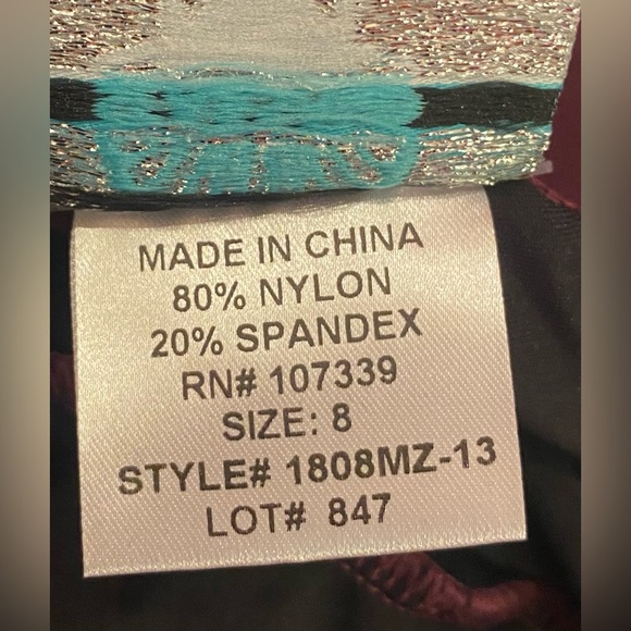 NWT Sea & Sand Woman’s Tummy Control Burgundy Swimsuit Size 8 - Picture 8 of 9